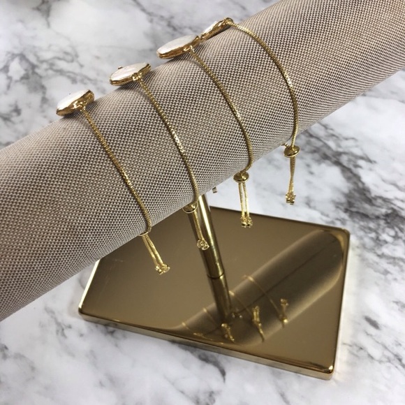 14k Gold Dainty Pearl Bracelet - Picture 3 of 7